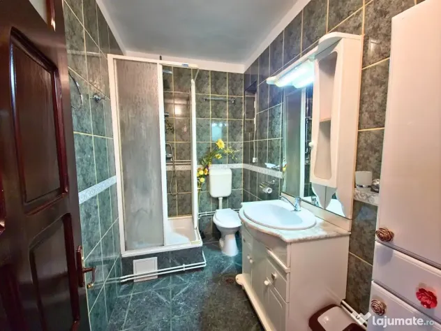 APARTAMENT DE INCHIRIAT IN CENTRU - 4 CAMERE