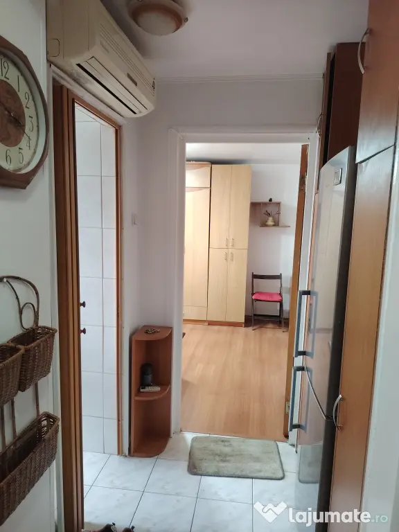 Inchiriez apartament 2 camere decomandat, renovat B-dul. Mareșal Al. Averescu