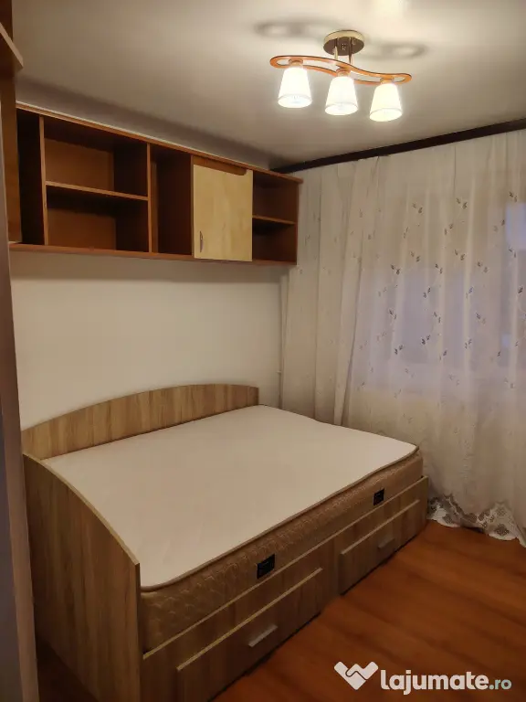 Inchiriez apartament 2 camere decomandat, renovat B-dul. Mareșal Al. Averescu