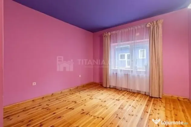 Vila in Poiana Brasov cu teren generos 1600mp, 2 corpuri,...