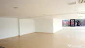 DE INCHIRIAT- SPATIU COMERCIAL 140 MP 