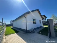 Casa individuala - 3 camere - 2 bai- teren-375 mp-200 M de 