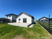 Casa individuala - 3 camere - 2 bai- teren-375 mp-200 M de 