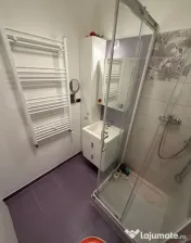 Apartament 3 camere-Vlahuta 