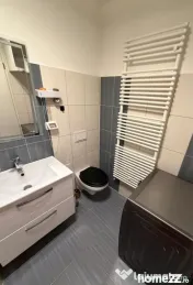Apartament 3 camere-Vlahuta 