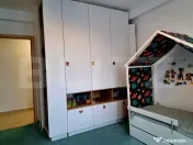 Apartament 3 camere, decomandat, 2 bai, mobilat utilat compl 