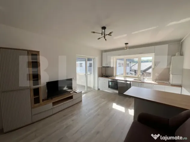 PRIMA ÎNCHIRIERE - Apartament 3 camere, parcare, zona Porii