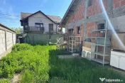Domnesti - cladire 319 mp util, 2x garaj, ideal comercial 