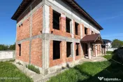 Domnesti - cladire 319 mp util, 2x garaj, ideal comercial 
