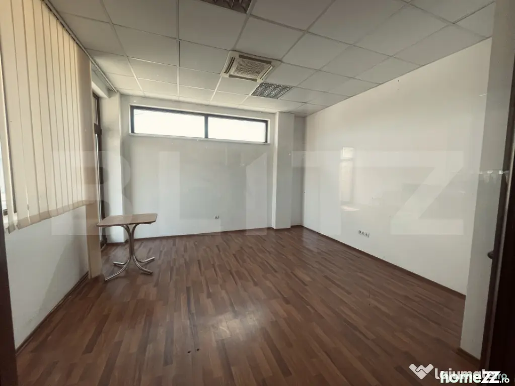 Spațiu birouri, 270 mp, parcari, terasa