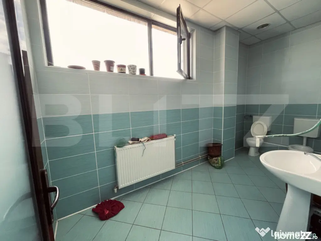 Spațiu birouri, 270 mp, parcari, terasa