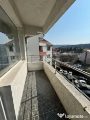 APARTAMENT CU 3 CAMERE, ZONA ULTRACENTRALA 