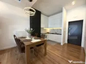 Apartament de lux, 60 mp, balcon, zona strazii Ploiesti 