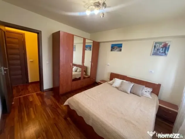 Apartament decomandat 4 camere, 97.83 mp - zona McDonald's - Craiova (Dolj)