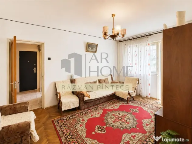 Apartament 2 camere, semidecomandat, zona Sud Value Center,