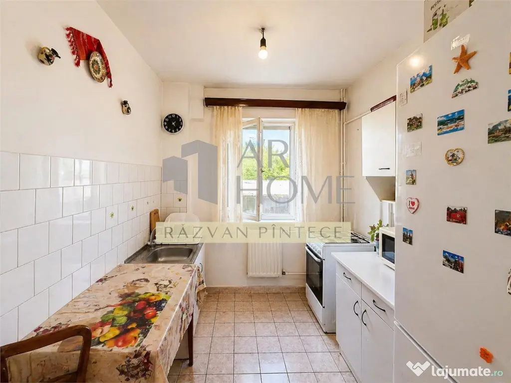 Apartament 2 camere, semidecomandat, zona Sud Value Center,