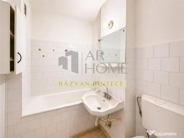 Apartament 2 camere, semidecomandat, zona Sud Value Center,