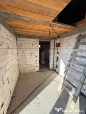 Casa cu etaj la rosu, 160 mp utili, 1200 mp teren, zona Trei 