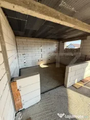 Casa cu etaj la rosu, 160 mp utili, 1200 mp teren, zona Trei 