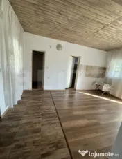 Casa de vanzare comuna Vultureni 