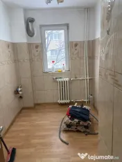 Apartament 2 camere, 43 mp , zona Craiovita Noua 