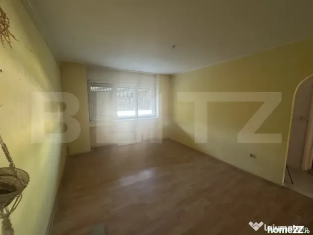 Apartament 3 camere, 67 mp, zona Micro 16 - Satu Mare (Satu-Mare)