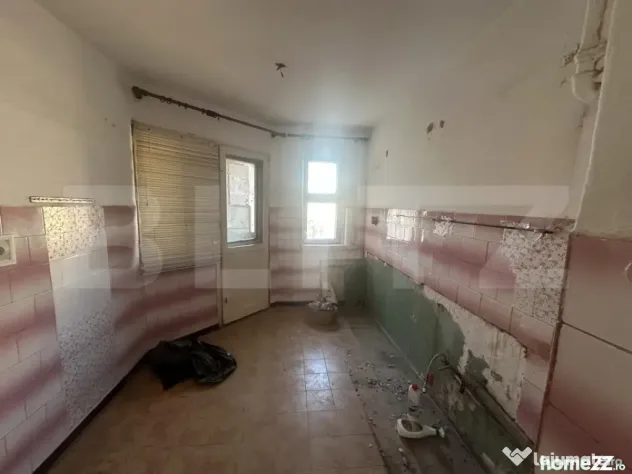 Apartament 3 camere, 67 mp, zona Micro 16 - Satu Mare (Satu-Mare)