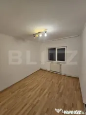 Apartament spatios, 4 camere, zona Obcini 