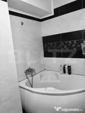 Apartament modern, complet mobilat ,68 mp – Calea Moldove 