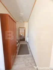 Cladire multifunctionala, pensiune plus casa, parcari priva 