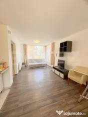 Cladire multifunctionala, pensiune plus casa, parcari priva 
