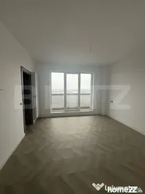 Apartament 3 camere, 96 mp, zona Micro 6