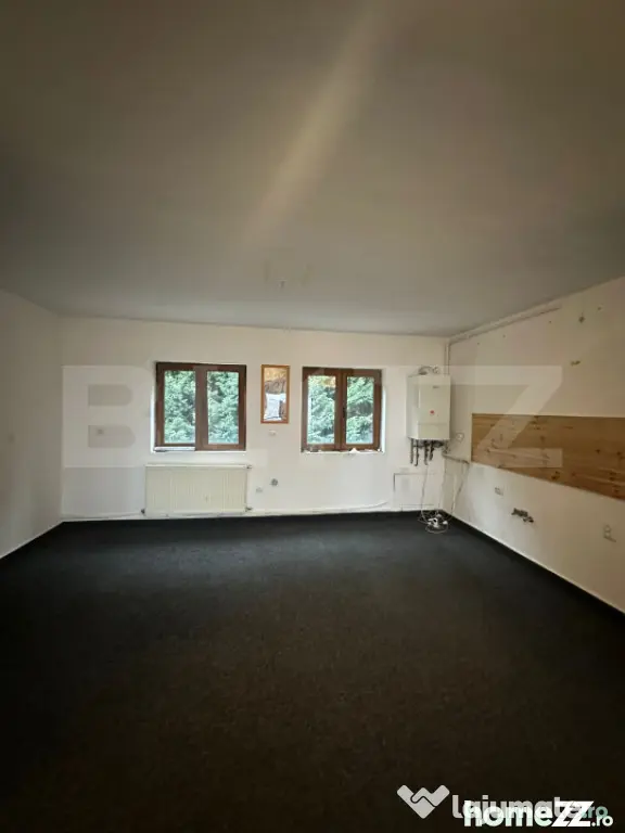 Apartament 4 camere,2,bai,3 terase,139mp, semicentral