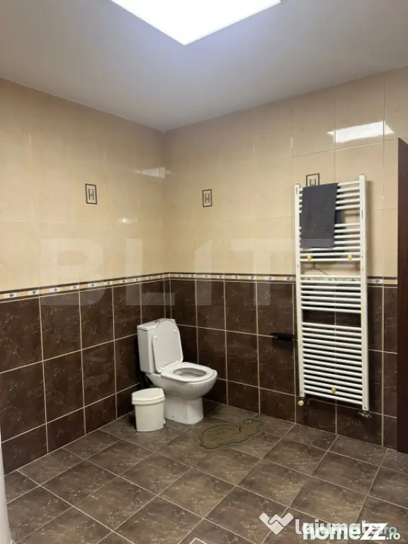 Apartament 4 camere,2,bai,3 terase,139mp, semicentral