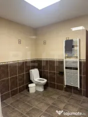 Apartament 4 camere,2,bai,3 terase,139mp, semicentral 