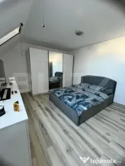 Apartament 2 camere, etaj 3, zona Sud 