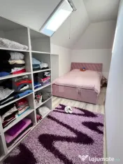 Apartament 2 camere, etaj 3, zona Sud 