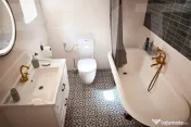 Casă de închiriat – zonă centrală,complet echipată 
