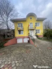 Casă de vânzare – teren 1.960 mp, 250 mp utili, zona Uni 