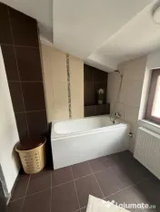 Apartament 3 camere, 150 mp, zona Promenada Mall 
