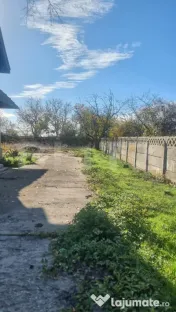 TEREN PLATFORMA BETONATA+CONSTRUCTIE 