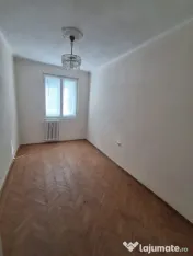 Apartament 3 camere, 58 mp, zona Andrei Muresan 