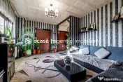 Apartament tip casă | 3 camere & curte | zona Colegiului... 