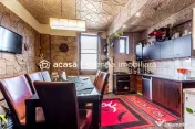Apartament tip casă | 3 camere & curte | zona Colegiului... 
