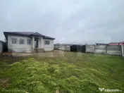 Casa plan parter 100 mpu, teren 450 mp, Malu Mare 