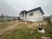 Casa plan parter 100 mpu, teren 450 mp, Malu Mare 
