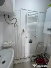 Spațiu Comercial Renovat Gata De Utilizare 