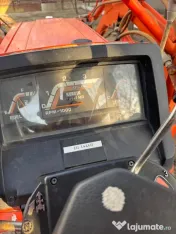 Tractor Kubota 4x4 