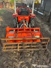 Tractor Kubota 4x4 