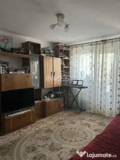Apartament de vanzare 3 camere, zona Pacurari, Iasi 